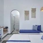 Mr And Mrs White Tinos Hotel 4*