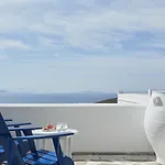 Mr And Mrs White Tinos 4*