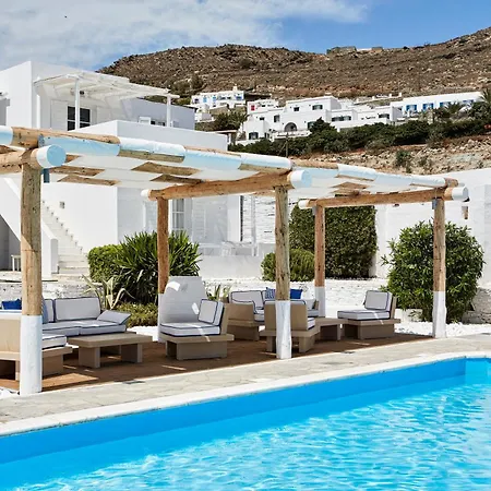 Mr. And Mrs. White Tinos 4* Agios Loannis