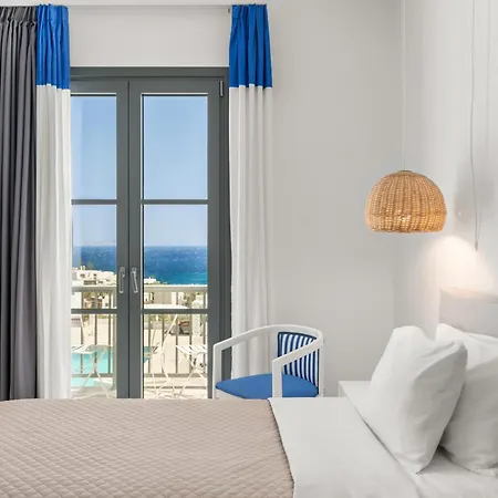 Mr And Mrs White Tinos 4*