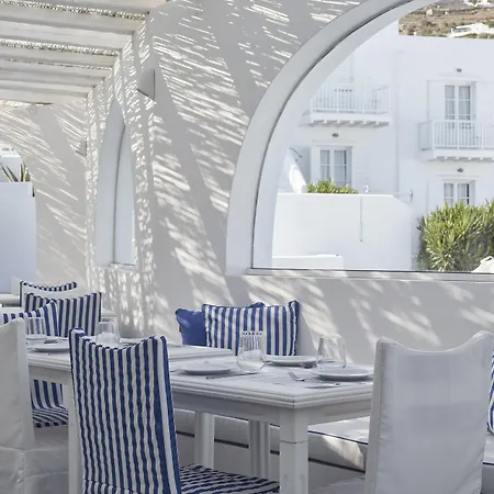 Mr. And Mrs. White Tinos Hotel 4*