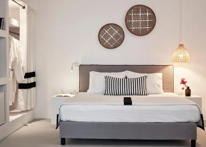 Hotel Mr & Mrs White Tinos 4*