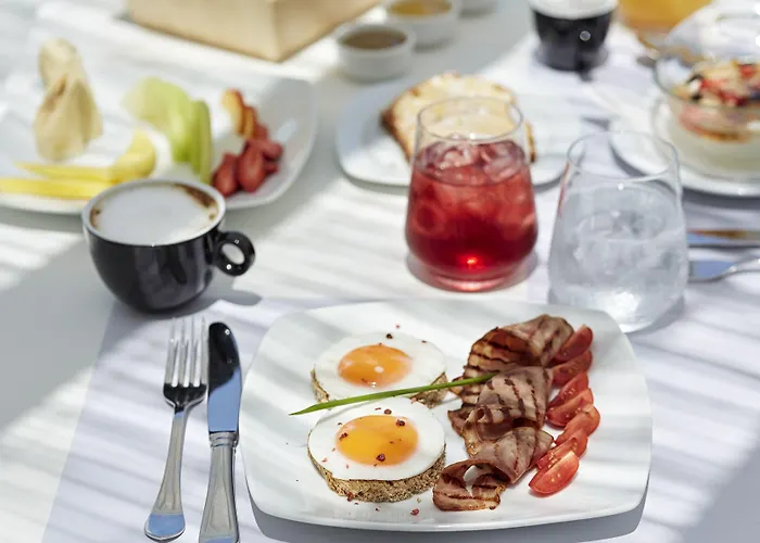 Mr & Mrs White Tinos Hotel 4*