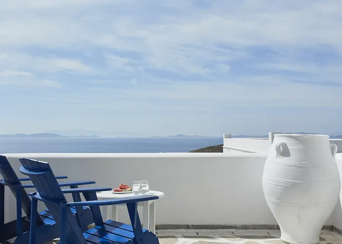 Mr & Mrs White Tinos 4*