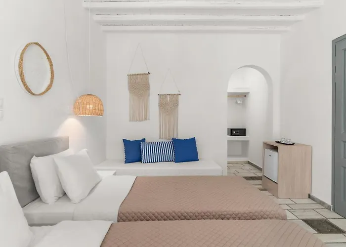 Mr & Mrs White Tinos Hotel