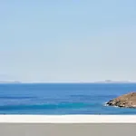 Mr And Mrs White Tinos