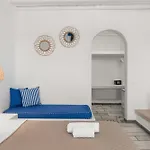 Mr And Mrs White Tinos Otel