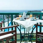 Mr And Mrs White Tinos Agios Ioannis (Tinos)
