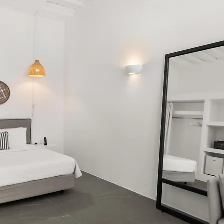 Mr And Mrs White Tinos فندق اجيوس ايوانيس