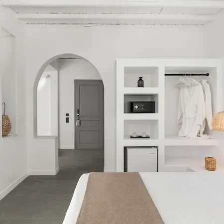 Mr And Mrs White Tinos 4* اجيوس ايوانيس