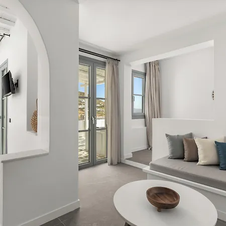 Mr And Mrs White Tinos 4* اجيوس ايوانيس