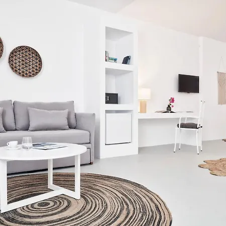 Mr. And Mrs. White Tinos Hotel 4*