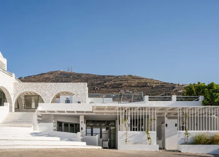 Mr And Mrs White Tinos